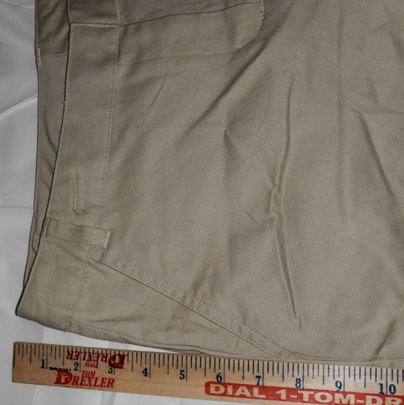 : * New girls George Juniors' School Uniform Bermuda Shorts Warm Beige Size 13 - Picture 5 of 8